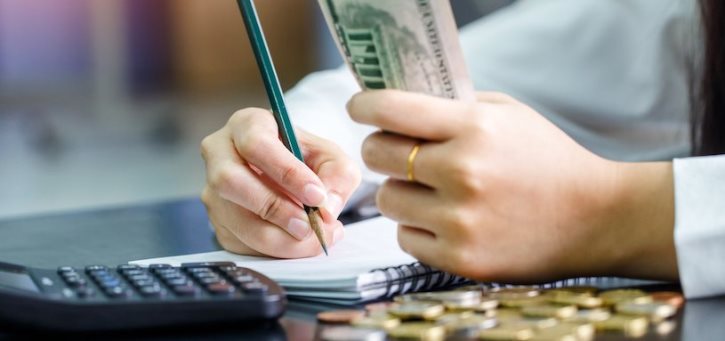 спреды брокеров размер спредов брокерских компаний