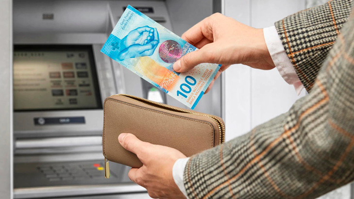 Стоит ли покупать швейцарские франки